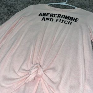 Abercrombie Kids || soft long-sleeve shirt